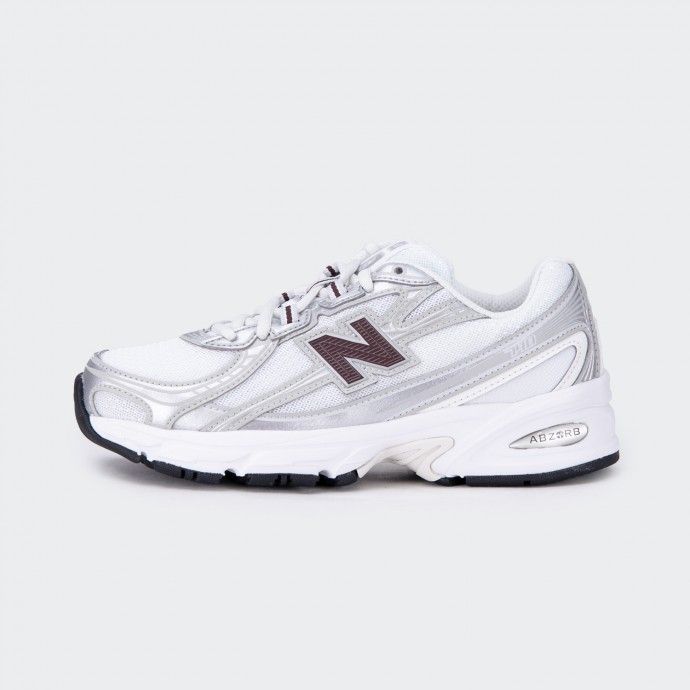 Baskets New Balance 740