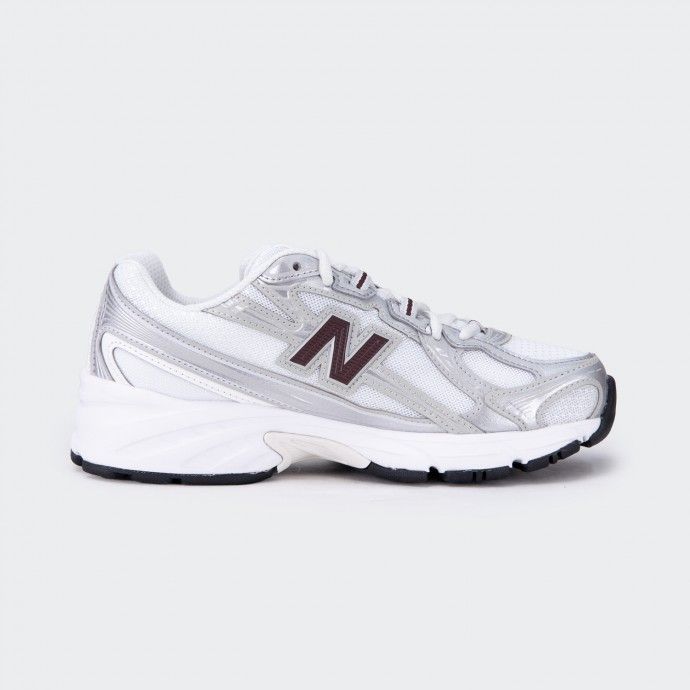 Baskets New Balance 740