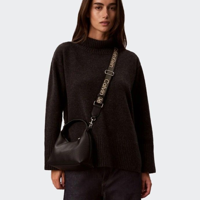 Calvin Klein Shoulder Bag